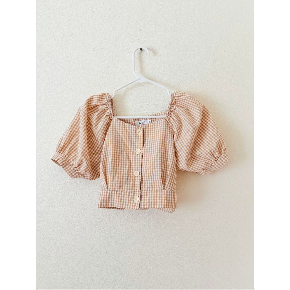 AML Gingham botton front blouse size Medium